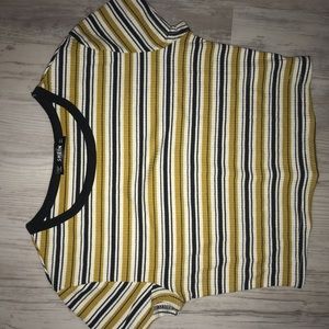 SHEIN Black and Yellow Crop Top